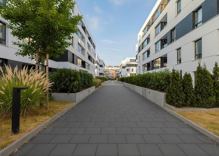 Elegance By Bookinghost Apartament *